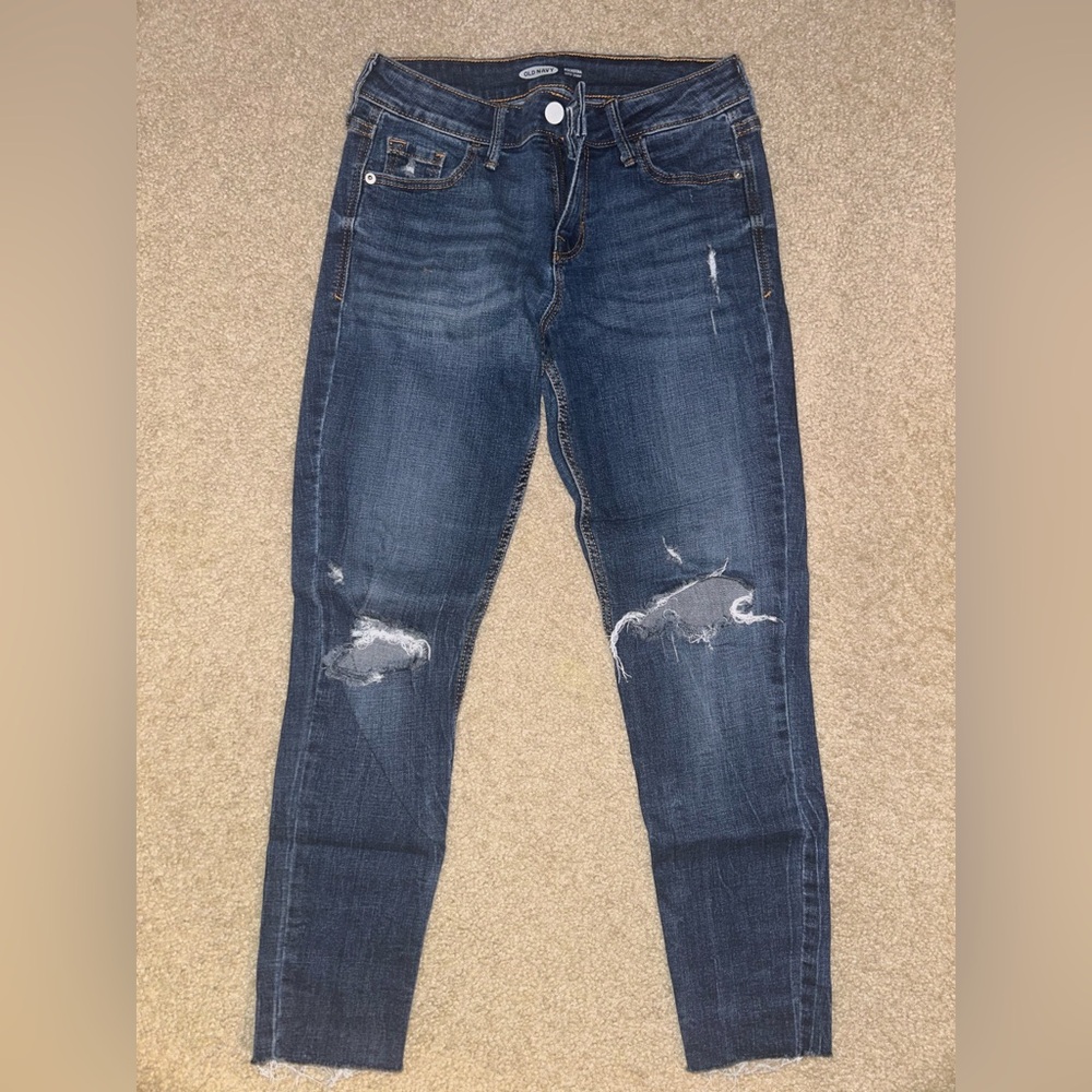 Women's cropped Distressed Blue Jeans